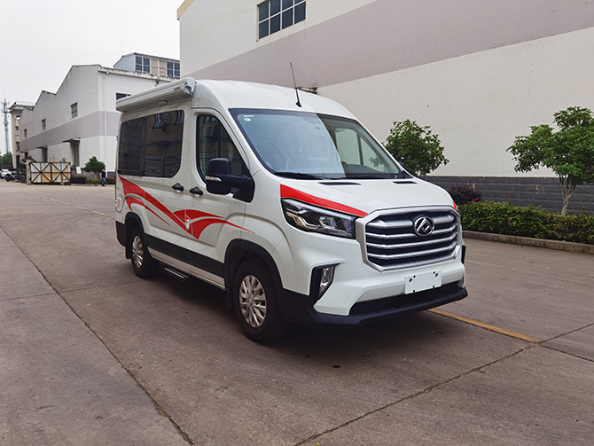 上汽大通V90短軸高（中）頂B型房車