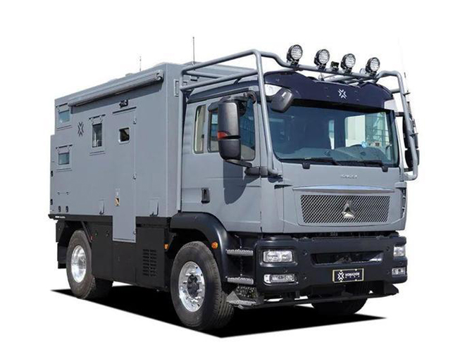 中國(guó)重汽汕德卡越野房車