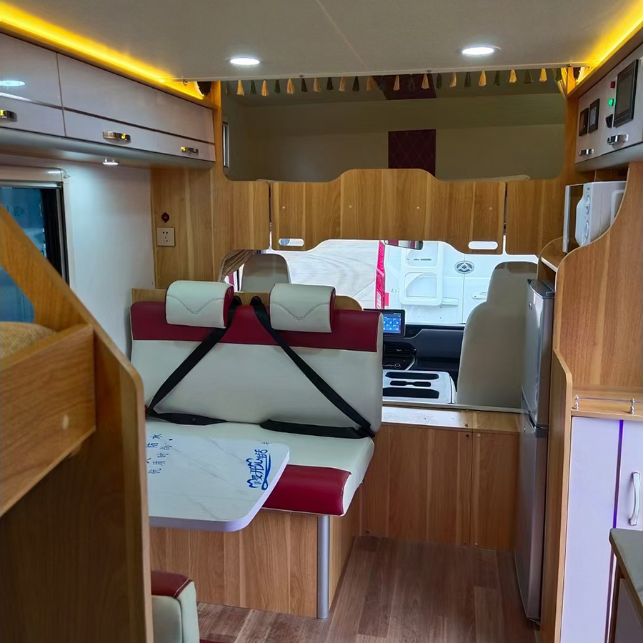 上汽躍進(jìn)H500輕卡平頭自動擋房車-豎床+對坐卡座2 上汽躍進(jìn)H500輕卡平頭自動擋房車-豎床+對坐卡座2