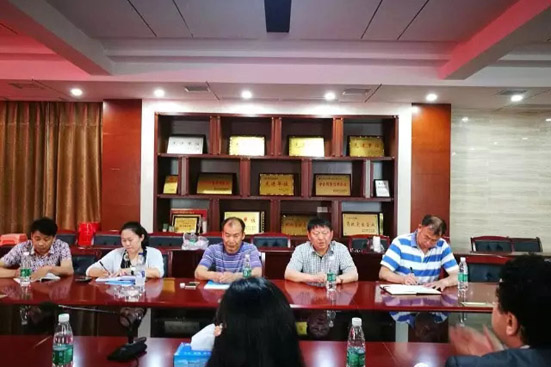 阿拉伯貿(mào)促會(huì)主席大海大使蒞臨程力集團(tuán)3 阿拉伯貿(mào)促會(huì)主席大海大使蒞臨程力集團(tuán)