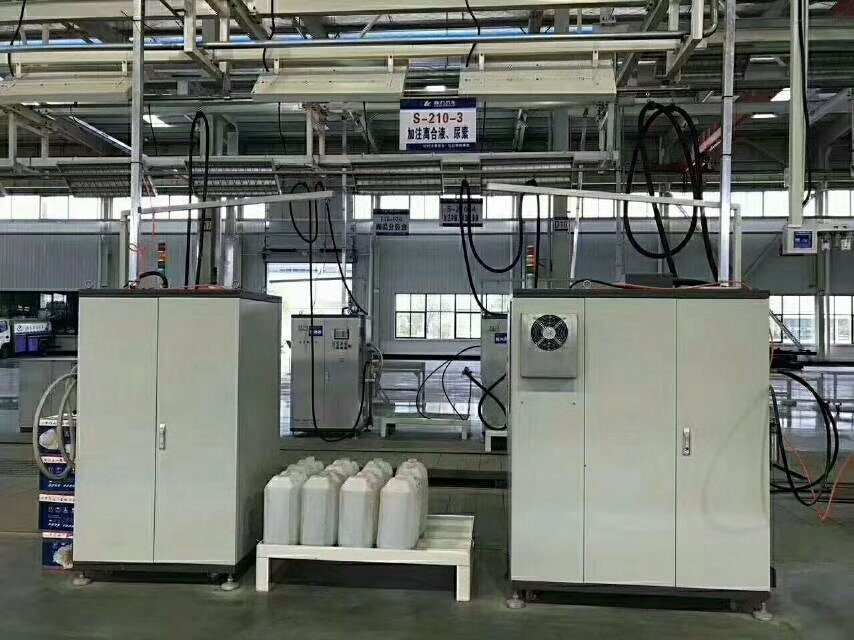 現(xiàn)代化、自動化的流水生產(chǎn)線2