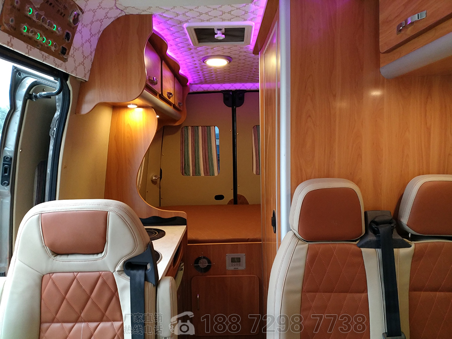 程力大通V80長軸高頂自動擋B型房車 程力大通V80長軸高頂自動擋B型房車